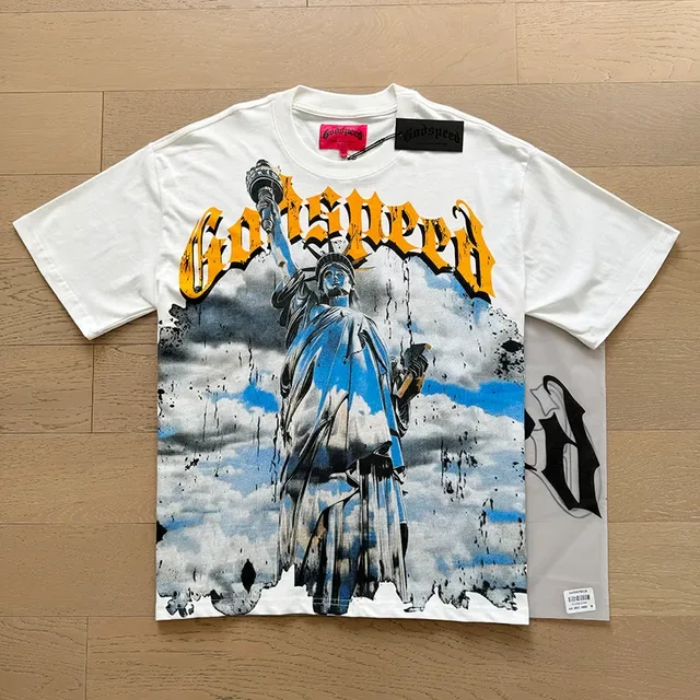 Camiseta oversized Godspeed con estampado gráfico de la Estatua de la Libertad 10