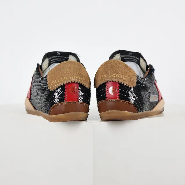 Golden Goose Superstar Sneakers lifestyle noires paillettes étoile rouge 8