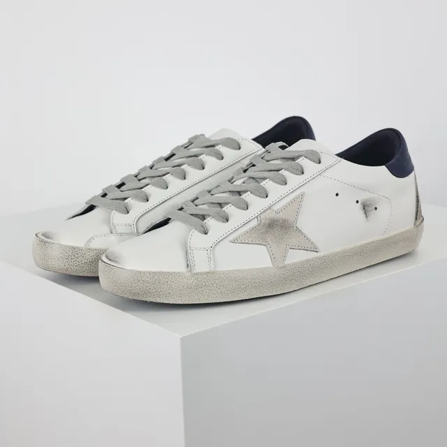Golden Goose Superstar حذاء رياضي أبيض جلدي أسلوب حياة متضرر 2