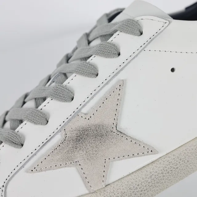 Golden Goose Superstar حذاء رياضي أبيض جلدي أسلوب حياة متضرر 6