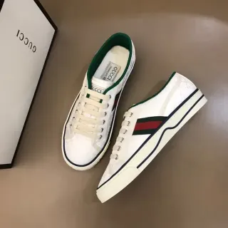 Gucci Ace Cuero Perforado Blanco Verde Rojo Rayas Web Zapatillas Lifestyle