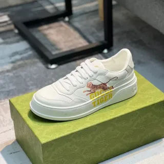 Gucci Ace zapatillas lifestyle blancas amarillas low-top de cuero superior