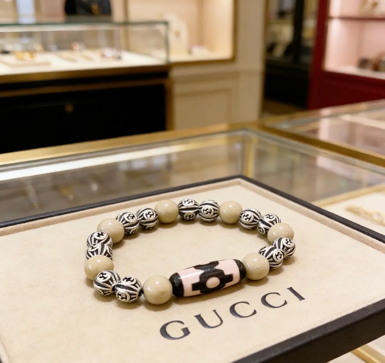 Gucci Beaded Olive Green and Silver-Tone Enamel Bracelet 7
