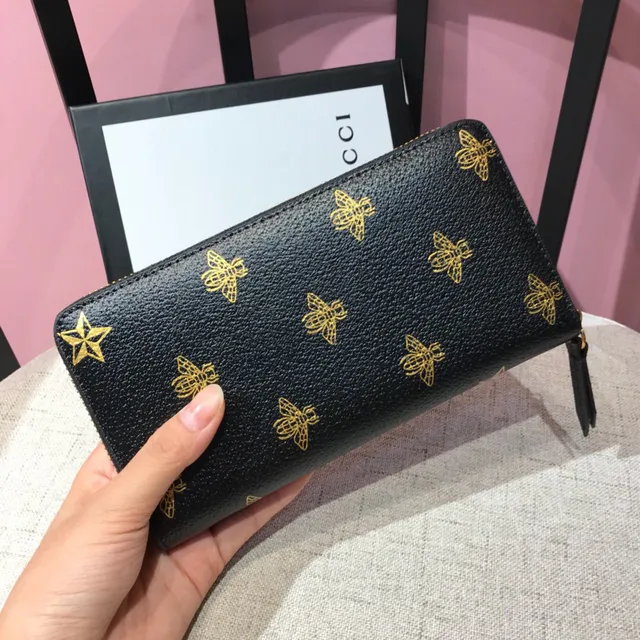 Gucci طباعة النحل جلد مموج أسود محفظة طويلة 8