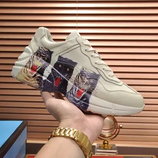 Gucci Beige Multicolor Zapatillas Lifestyle con Suela Gruesa Panel de Impresión de Tigre