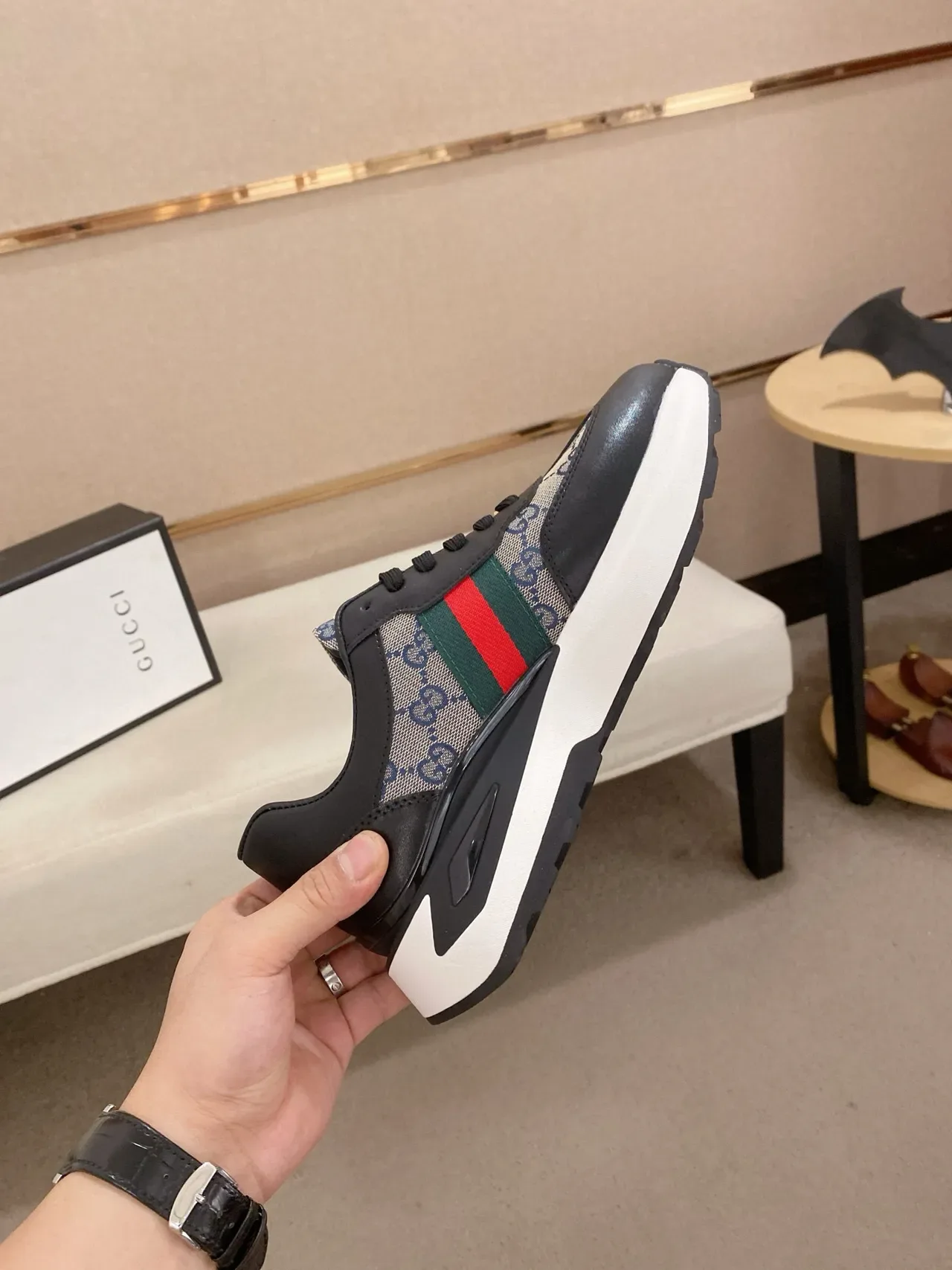 Gucci Preto Bege Couro E GG Monogram Tela Rayas Vermelho-Verde Web Tênis Lifestyle 5