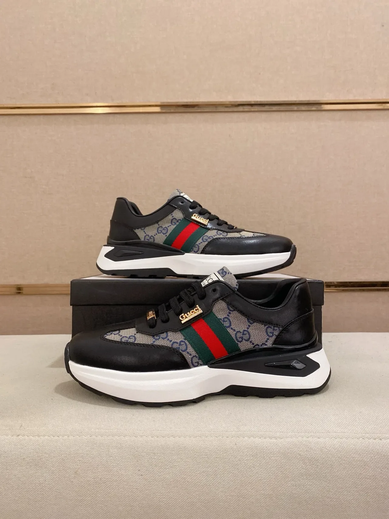 Gucci Preto Bege Couro E GG Monogram Tela Rayas Vermelho-Verde Web Tênis Lifestyle 7
