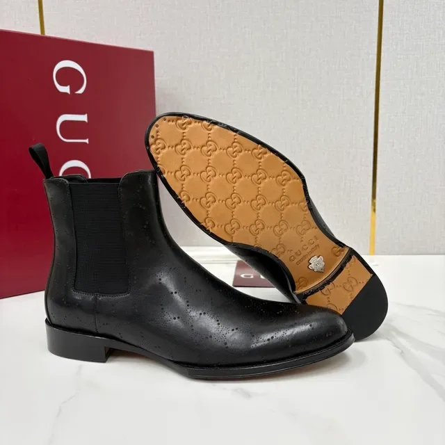 Gucci Black Brogue-Perforated Leather Chelsea Boots 2