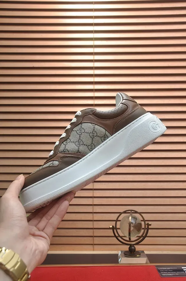 Gucci Marrom Bege GG Monograma Painéis Lona Couro Tênis Lifestyle 5