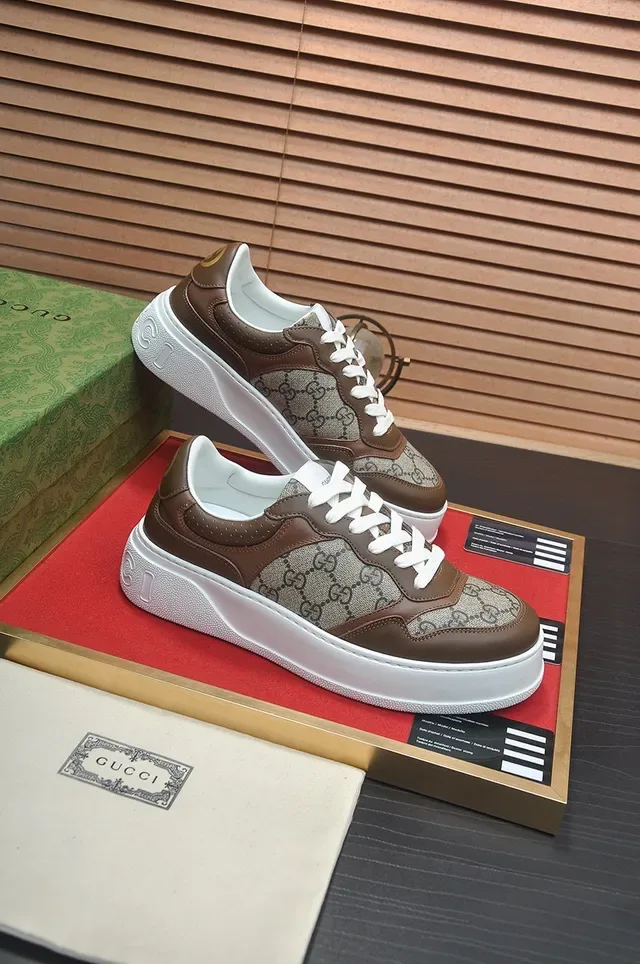 Gucci Marrom Bege GG Monograma Painéis Lona Couro Tênis Lifestyle 6