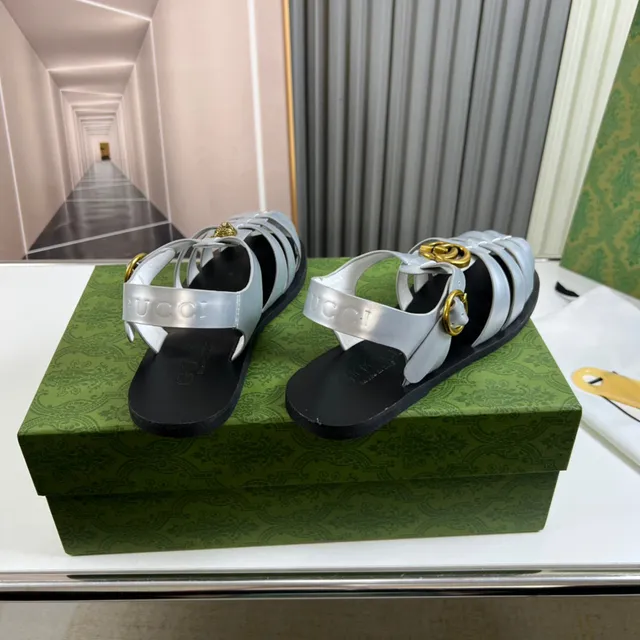 Gucci Dionysus রূপালী সোনালী ধাতব চামড়ার ফিতা কালো রাবার সোল গ্লাডিয়েটর স্যান্ডাল 5