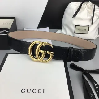 Ceinture Gucci Double G Noir Doré Gravé GG Monogramme Boucle Interlocking en Cuir