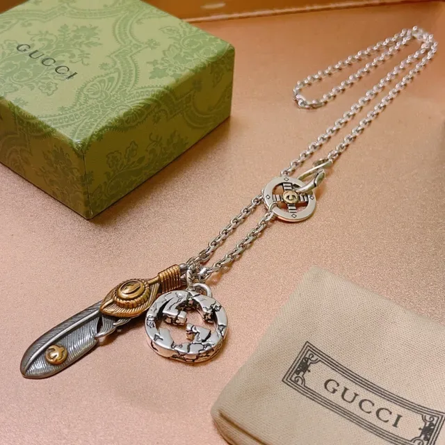 Gucci Double G Feather Pendant Silver-Tone Necklace 9