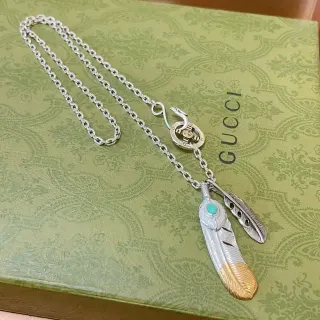 Gucci পালক রূপালি সোনা চেইন ডুয়াল পেন্ডেন্ট নেকলেস