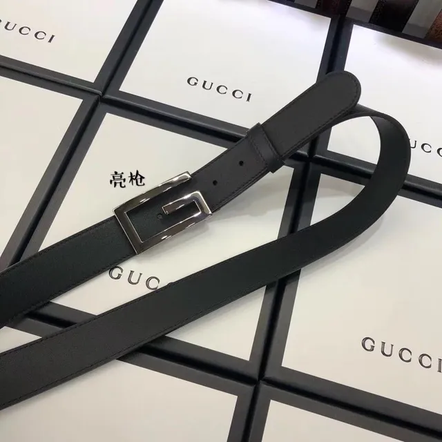 Gucci G-Buckle Ceinture en cuir noir argent interlocking finition métal poli 4