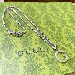 Gucci G-Logo রুপালী সবুজ বোনা গম লিঙ্ক চেইন খোলা পেন্ডেন্ট নেকলেস