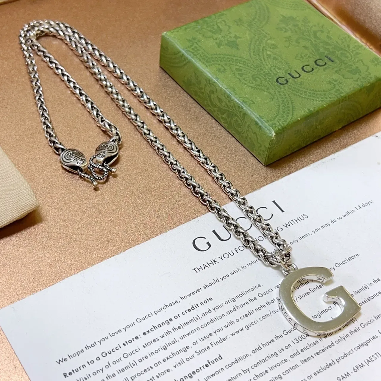 Gucci G-Logo Prata Verde Corrente Trançada Eslabões de Trigo Pingente Aberto Colar 9