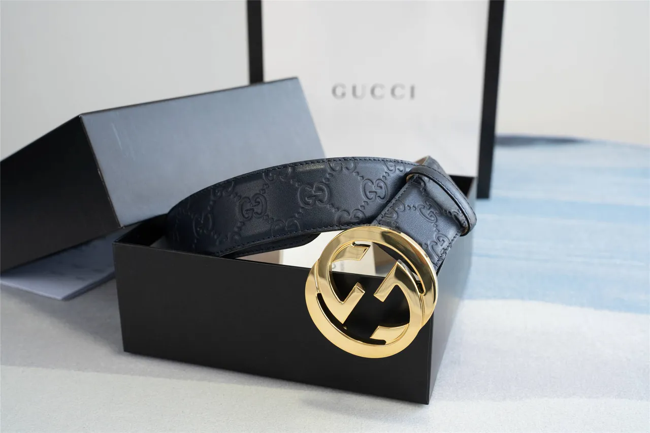 Gucci GG Marmont Black Gold Embossed Monogram Interlocking G Buckle Leather Belt 4