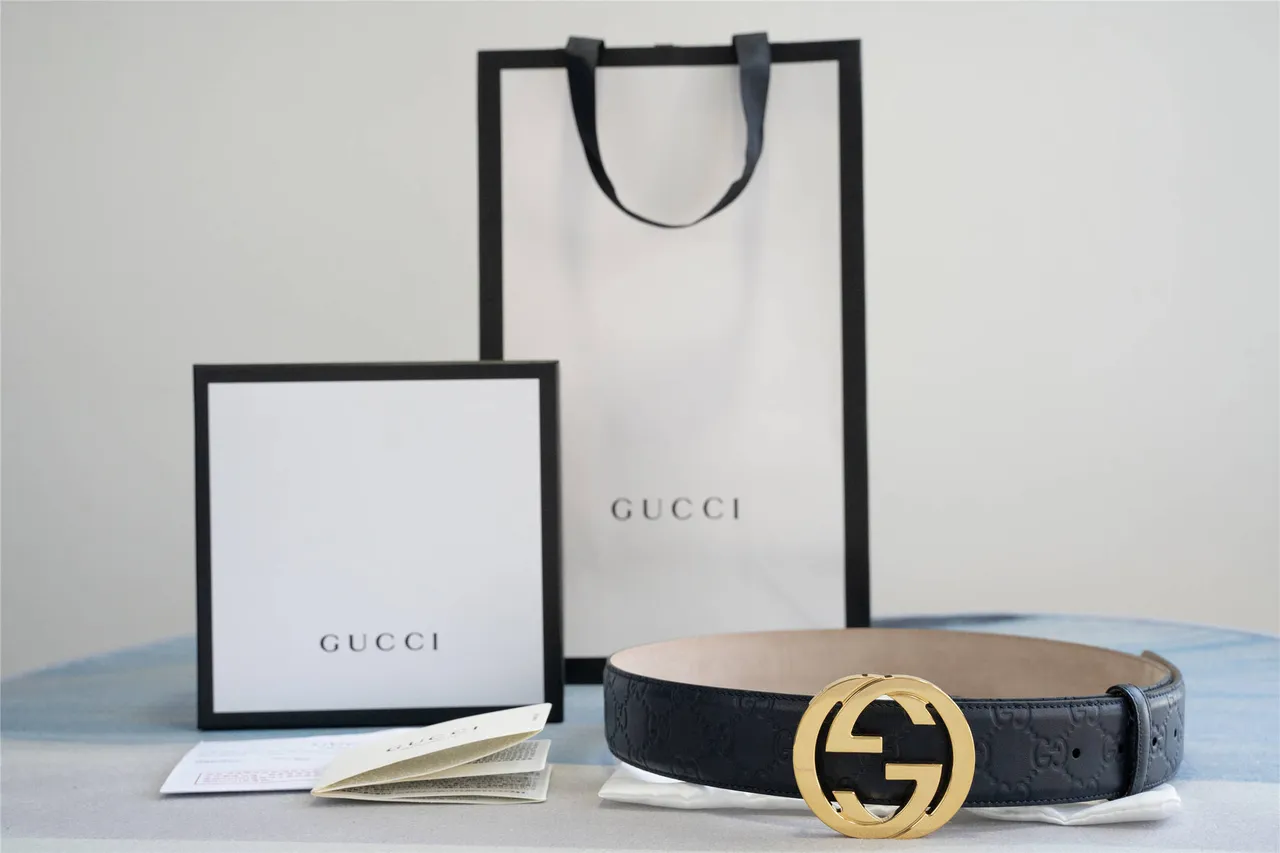 Gucci GG Marmont Black Gold Embossed Monogram Interlocking G Buckle Leather Belt 6