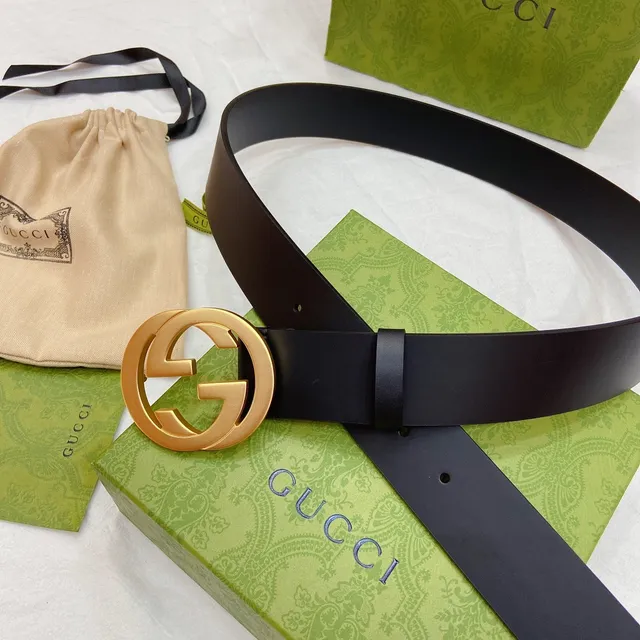 Gucci GG Marmont Ceinture en cuir boucle G entrelacée noire dorée mate 7