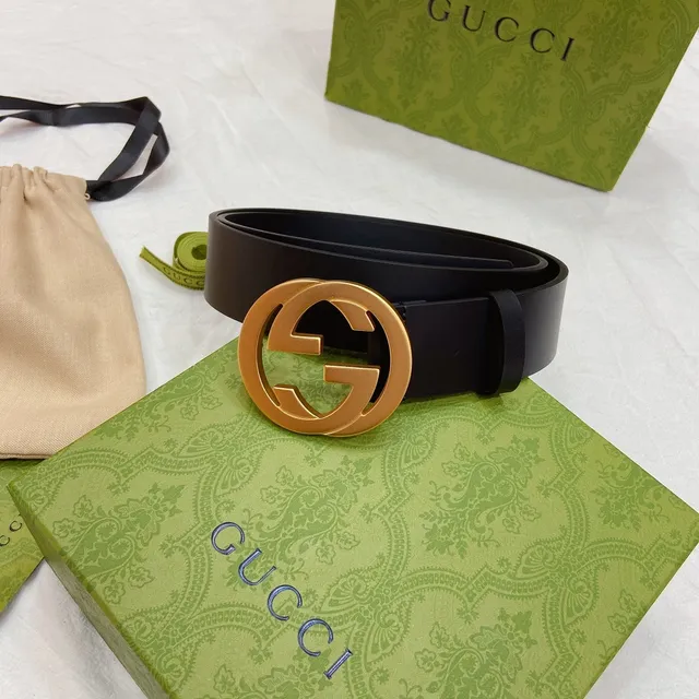 Gucci GG Marmont Ceinture en cuir boucle G entrelacée noire dorée mate 9