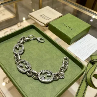 Gucci GG Marmont Pulsera Cadena Tono Plata Grabada Motivo Double-G