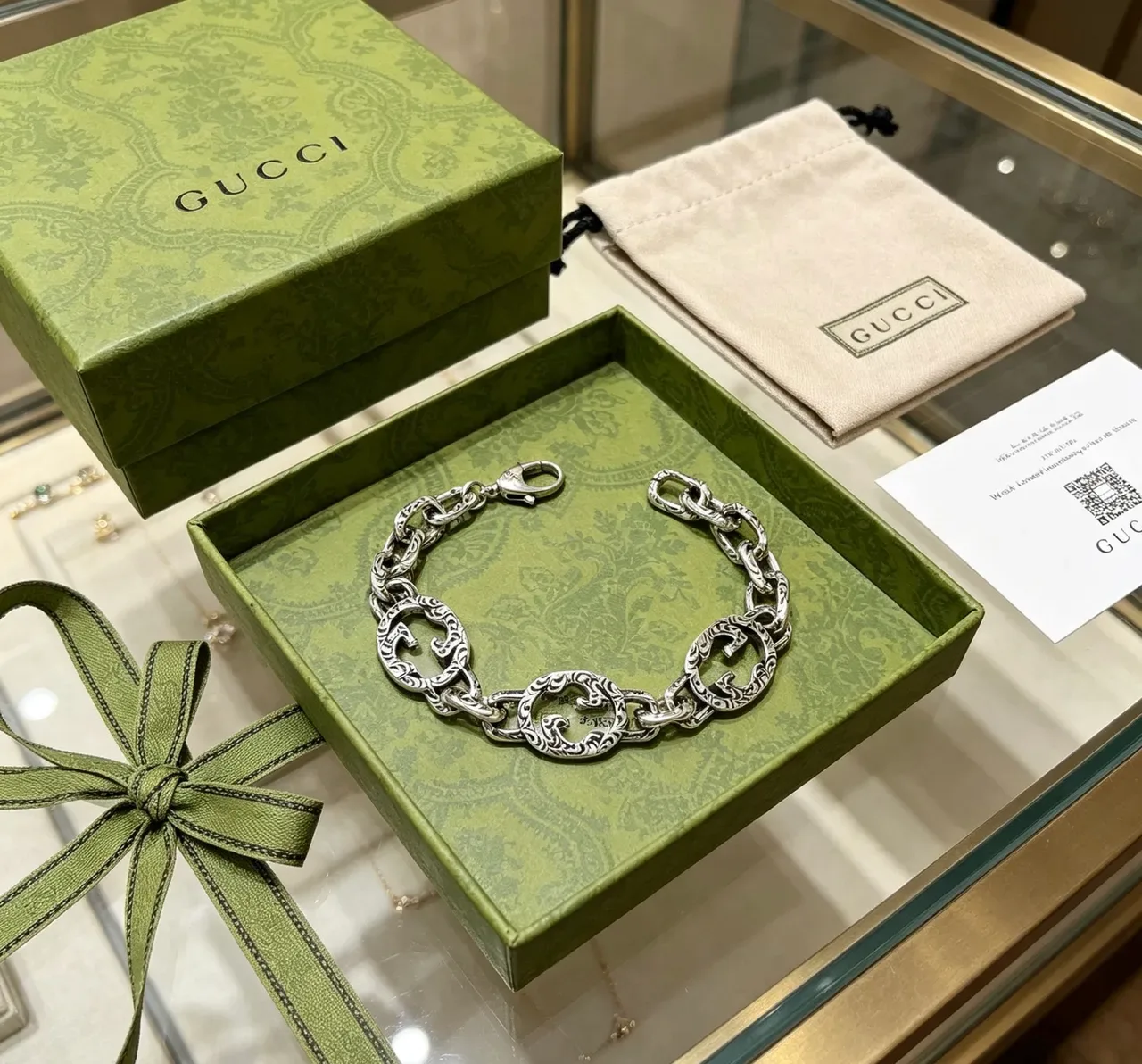 Gucci GG Marmont Pulsera Cadena Tono Plata Grabada Motivo Double-G 2