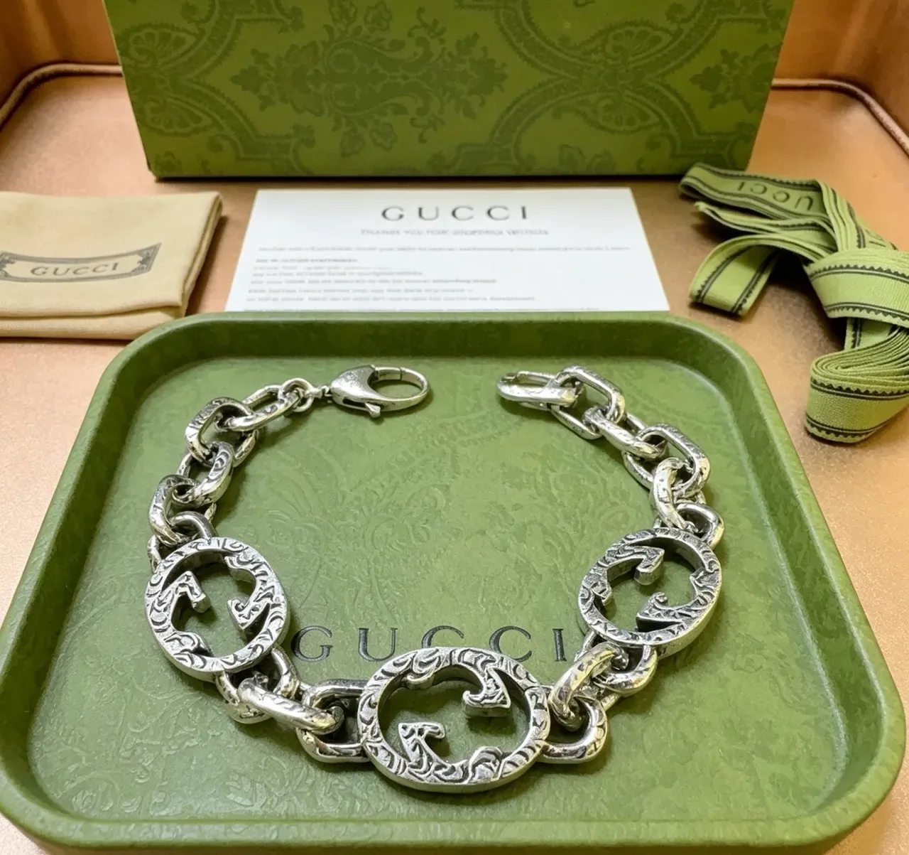 Gucci GG Marmont Pulsera Cadena Tono Plata Grabada Motivo Double-G 7