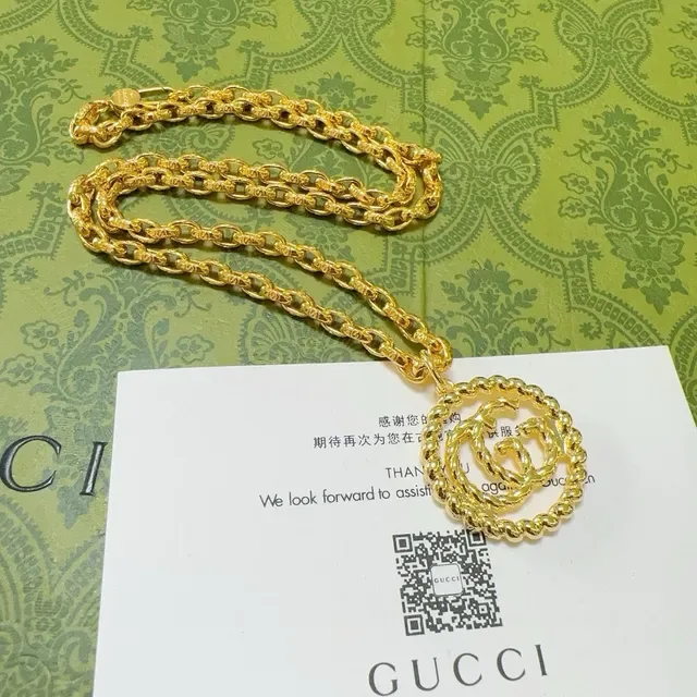 Gucci GG Marmont Oro Twisted Rope-Link Chain Interlocking Double-G Pendant 6