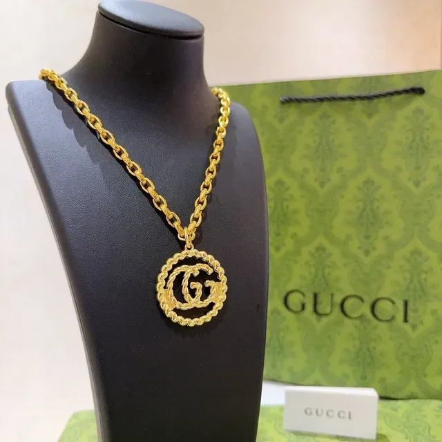 Gucci GG Marmont Oro Twisted Rope-Link Chain Interlocking Double-G Pendant 7