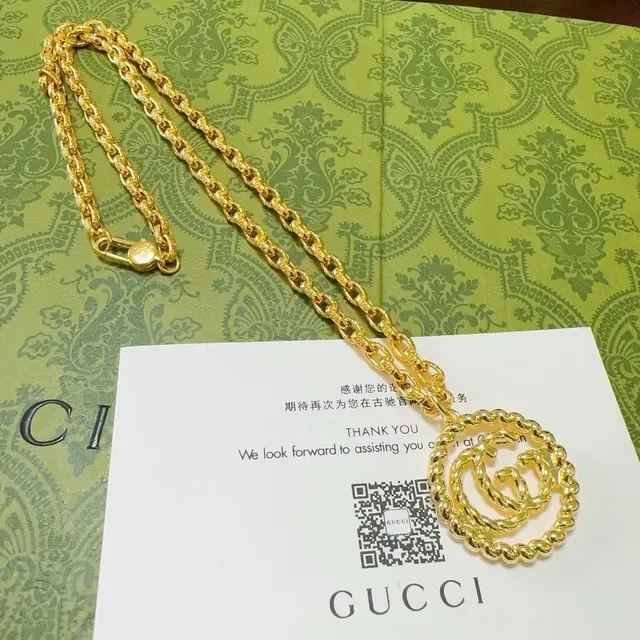 Gucci GG Marmont Oro Twisted Rope-Link Chain Interlocking Double-G Pendant 9