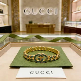 Gucci GG Marmont سوار أخضر مينا كيرب لينك