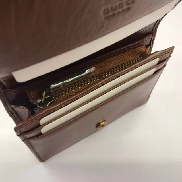 Gucci GG Marmont 棕色绗缝短钱包 6