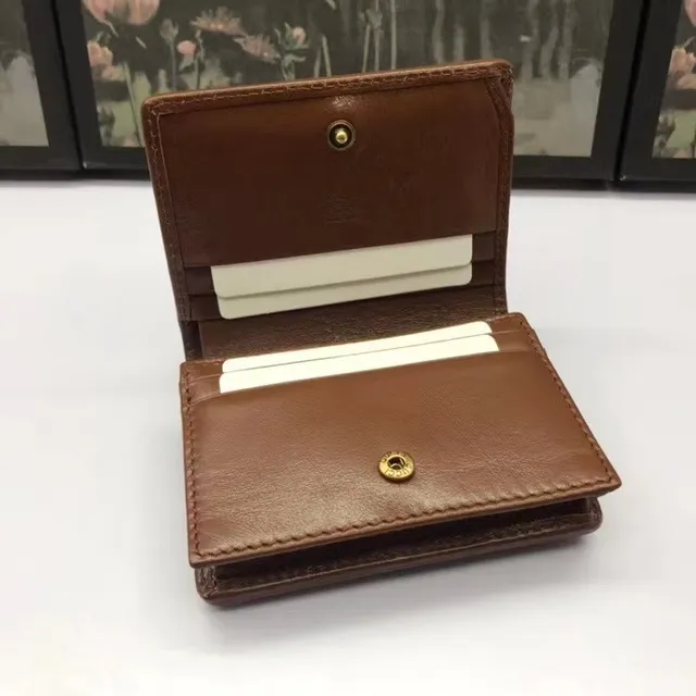 Gucci GG Marmont 棕色绗缝短钱包 8