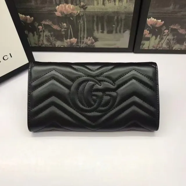 Gucci GG Marmont Quilted Chevron محفظة طويلة سوداء 9
