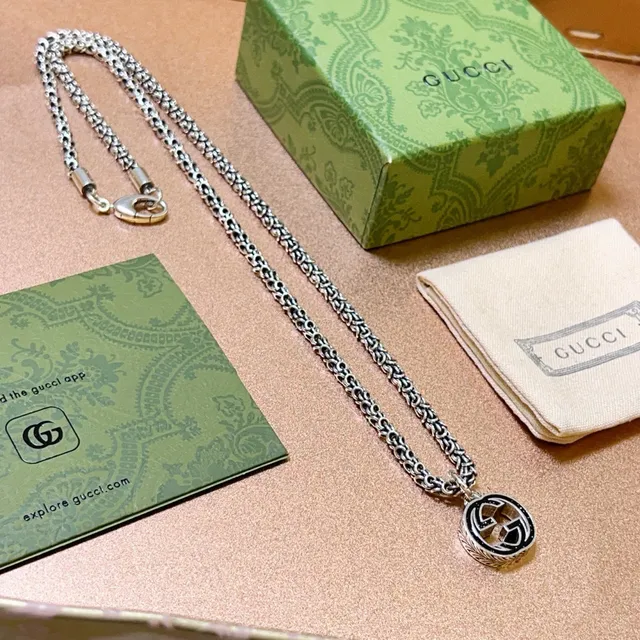 Gucci GG Marmont রূপালি কালো বাইজেন্টাইন-লিংক চেইন ইন্টারলকিং ডাবল জি পেন্ড্যান্ট নেকলেস 6