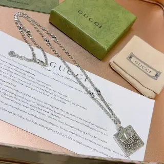 Gucci GG Marmont রূপা কার্ব চেইন বর্গাকার খোদাই করা পেন্ডেন্ট নেকলেস