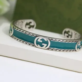 Gucci GG Marmont سوار مفتوح مينا أزرق مخضر