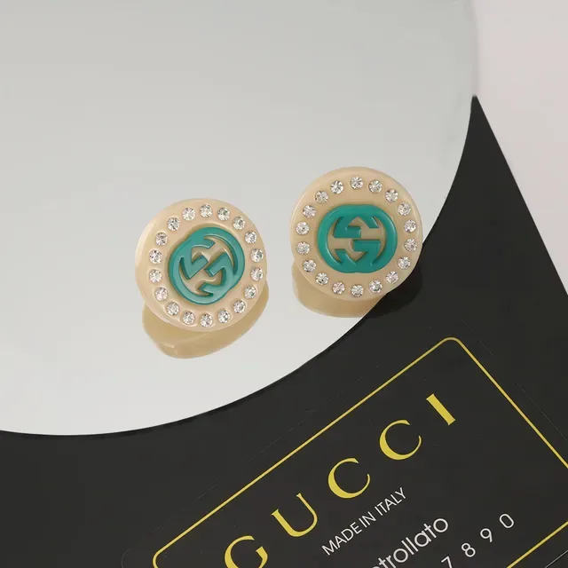 Gucci GG Marmont टर्क्वॉइस और क्रीम क्रिस्टल स्टड कान की मूंग 5