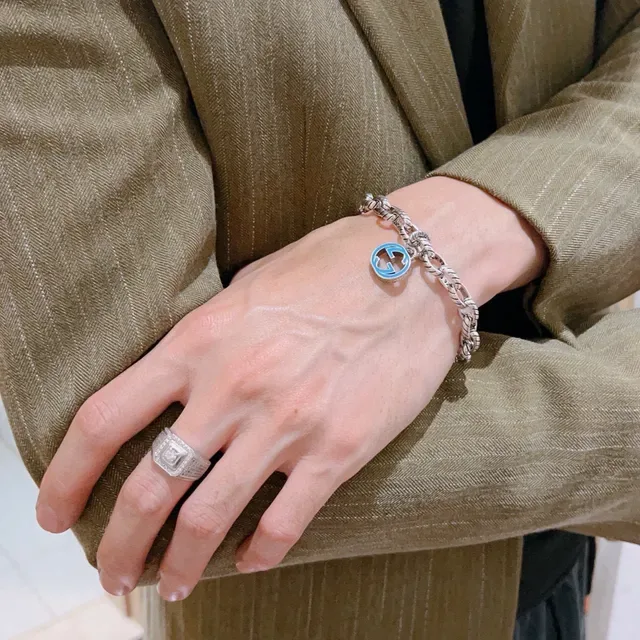 Gucci GG Marmont 扭绳链珐琅 GG 魅力手链 8