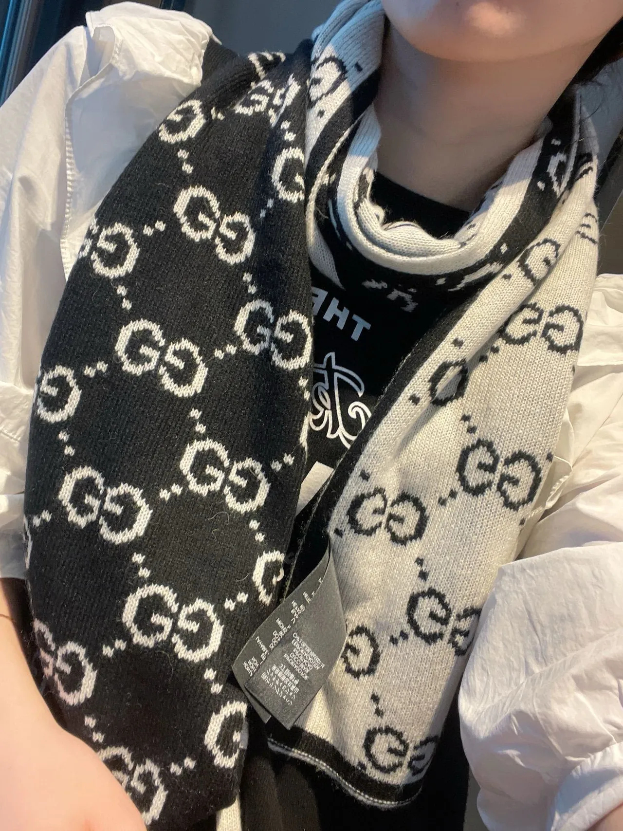 Gucci GG Monogram Negro Blanco Tricó doble cara Interlocking Cachemira Bufanda 2