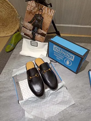 Gucci Horsebit 1955 黑色皮革金 Horsebit 穆勒乐福鞋 6