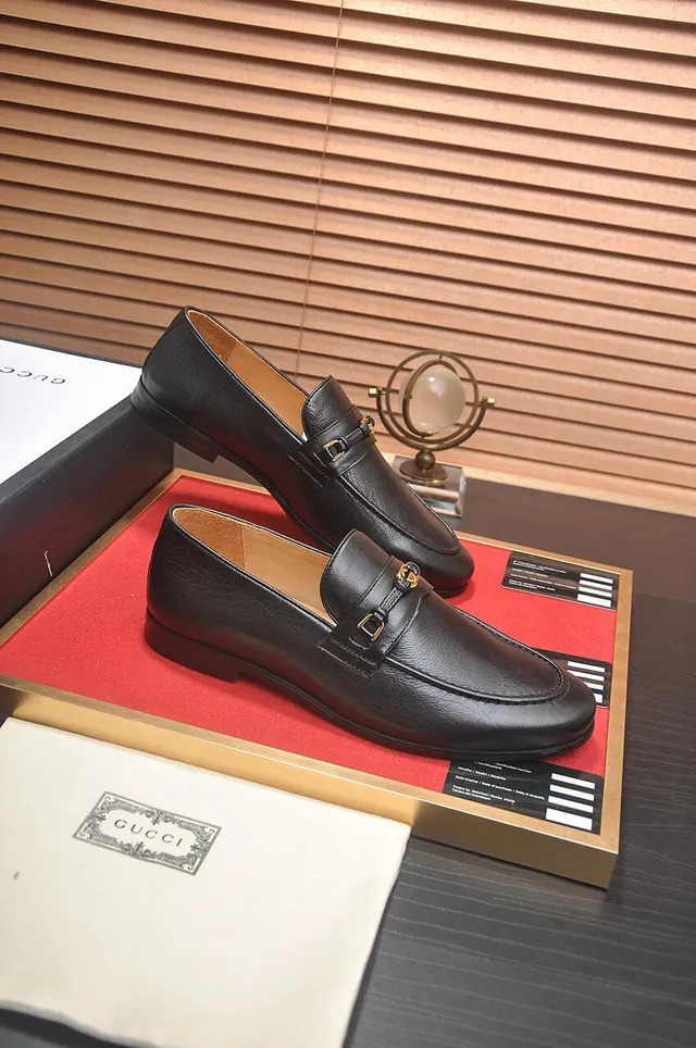 Gucci Horsebit 1955 黑色粒面皮革乐福鞋 6