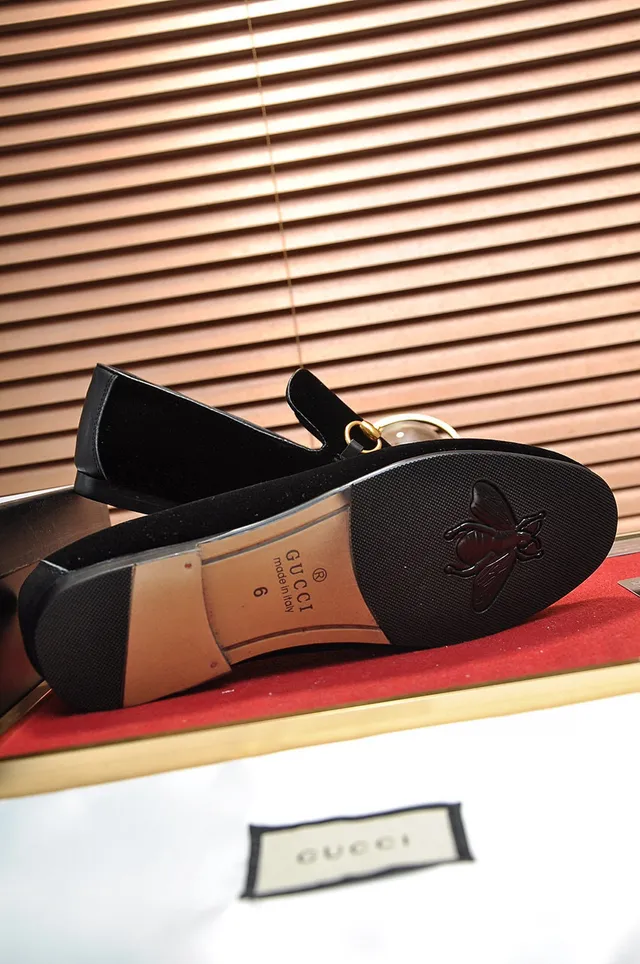 Gucci Horsebit 1955 কালো ভেলভেট এমব্রয়ডার্ড মধুমক্ষি লুফার 4
