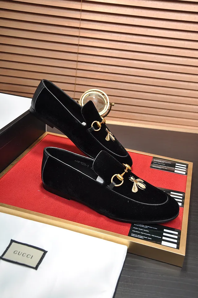 Gucci Horsebit 1955 কালো ভেলভেট এমব্রয়ডার্ড মধুমক্ষি লুফার 5