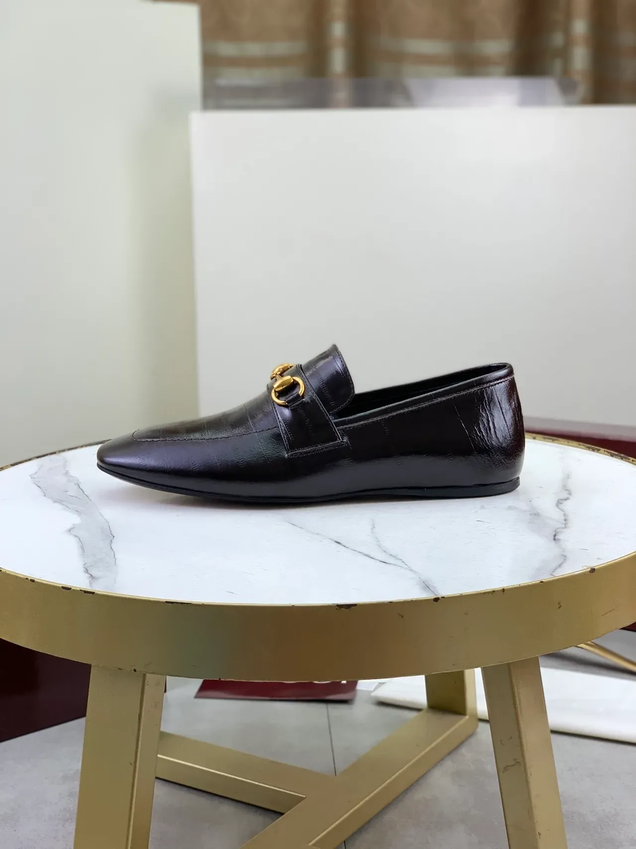 Gucci Horsebit 1955 棕色金扣鳄鱼纹皮革乐福鞋 6