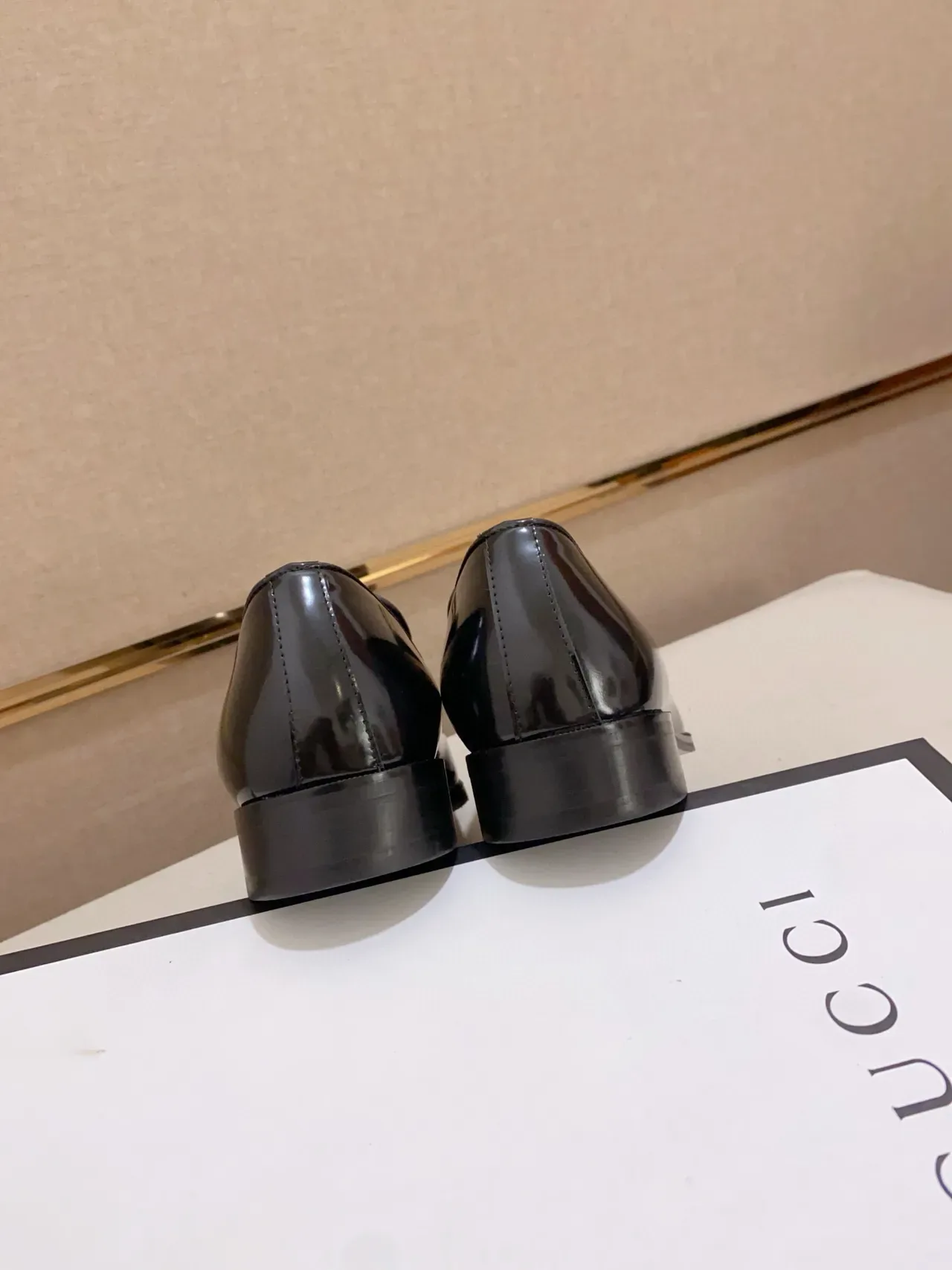 Gucci Horsebit 1955 चमकदार काली चमड़े की लोफर 3