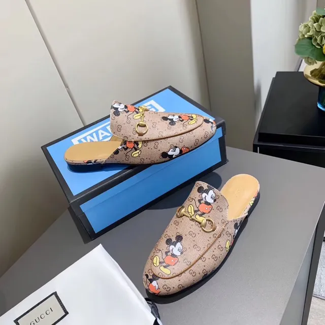Gucci Horsebit 1955 Mickey Mouse impression loafers 3