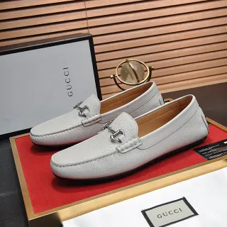 Gucci Horsebit 1955 Off-White Pebbled Leather लाफर