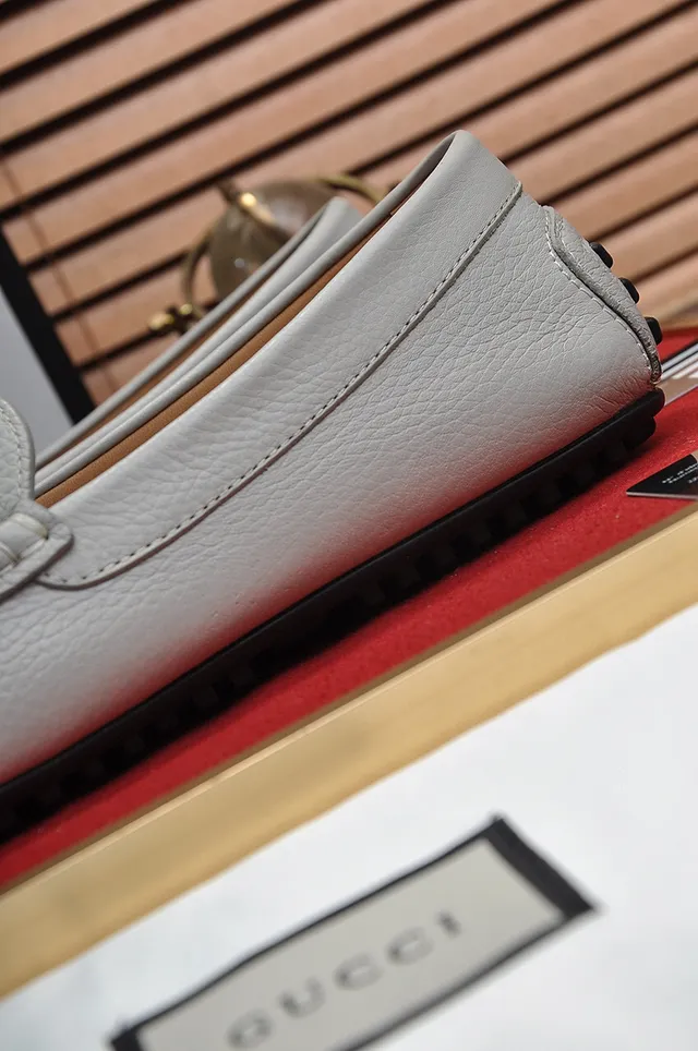Gucci Horsebit 1955 Off-White Pebbled Leather लाफर 2